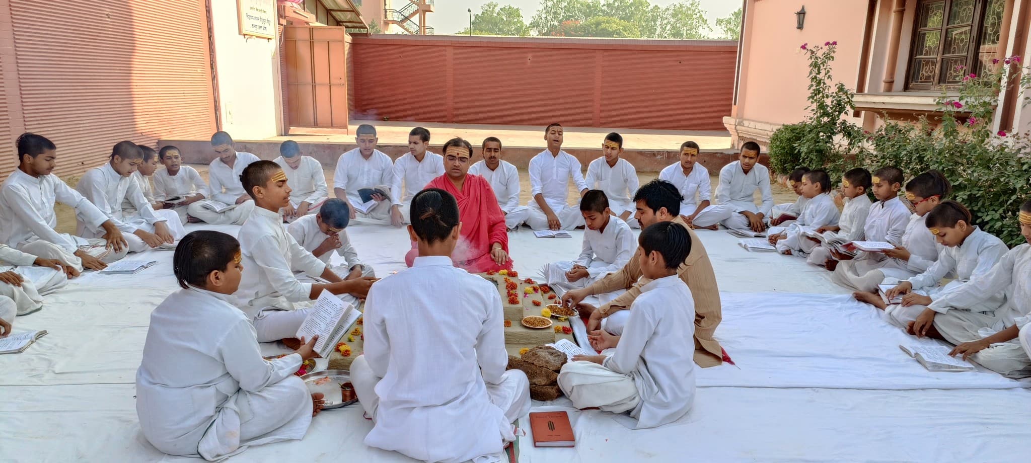 Achary Gaurav vashistha — photo 4