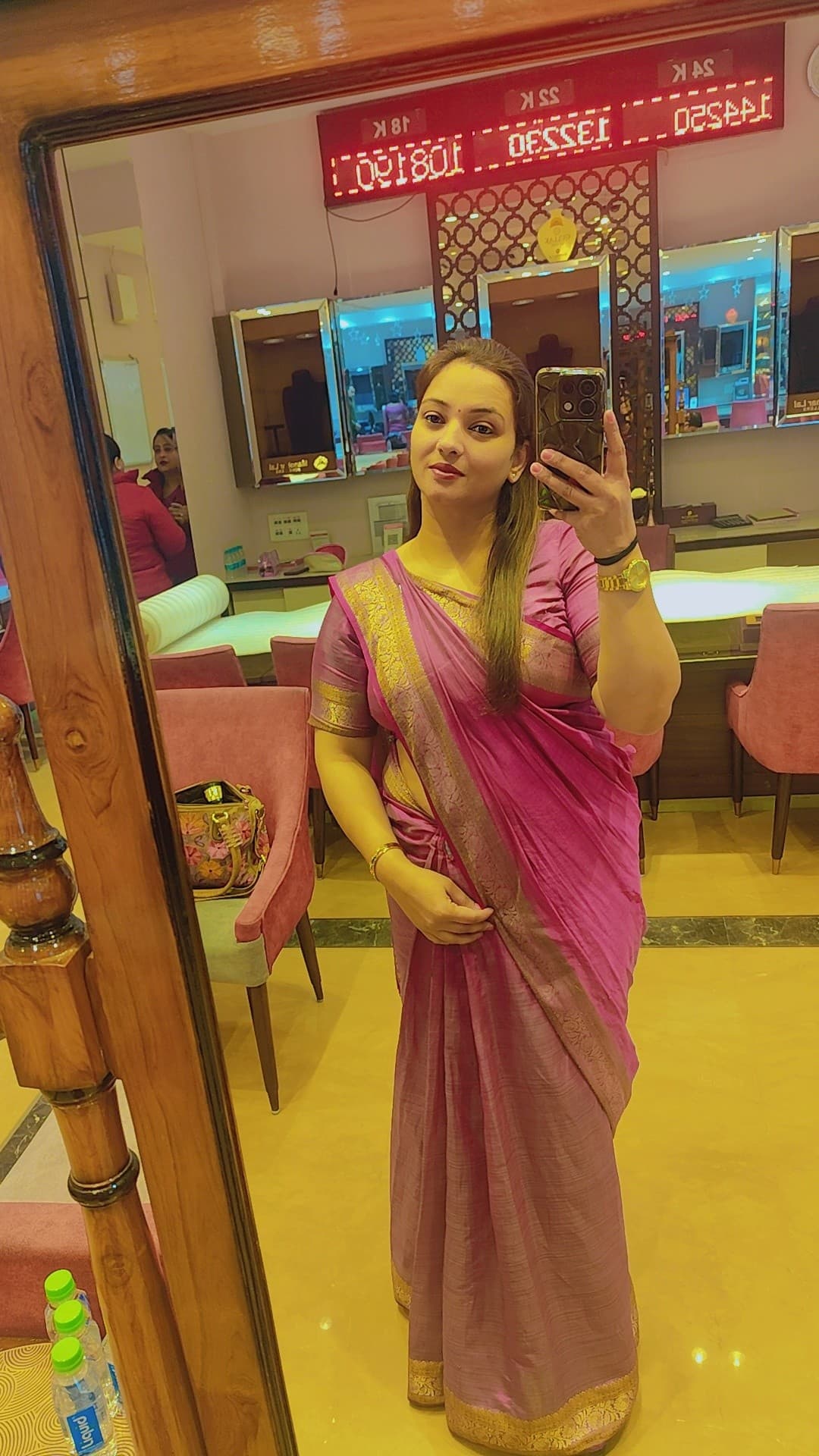 Divya — photo 1