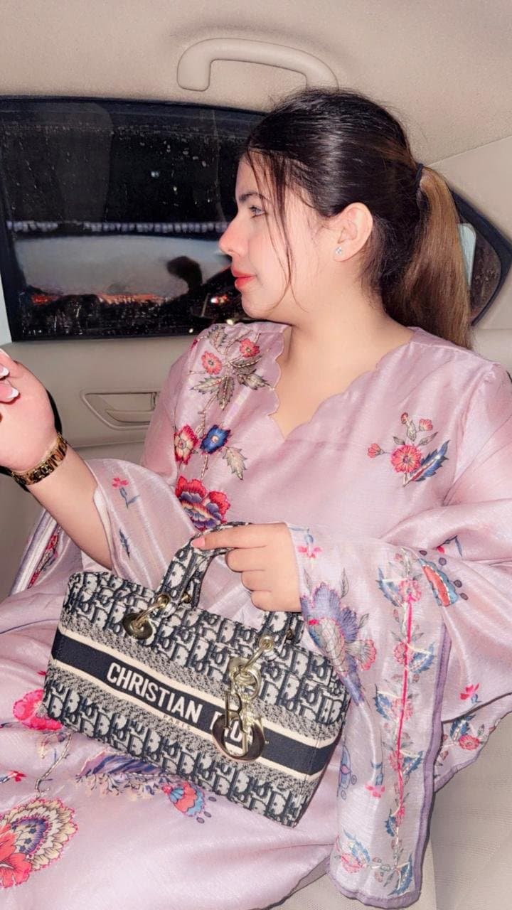 Riya — photo 3