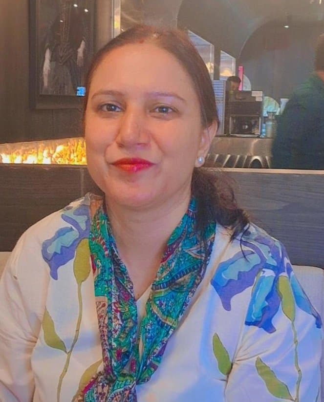 Surabhi soni — photo 1