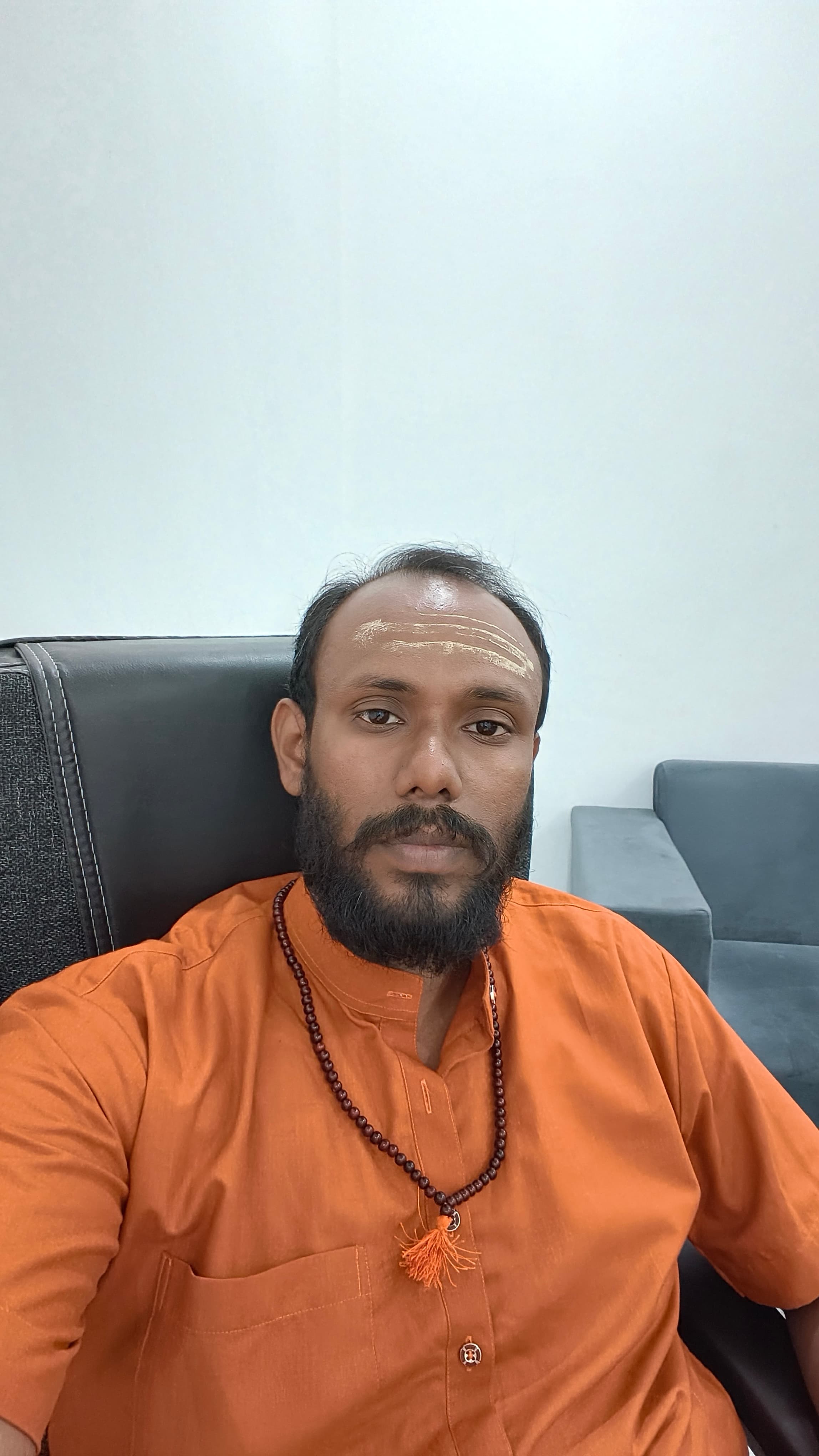 Acharya Gaurav Maharaj