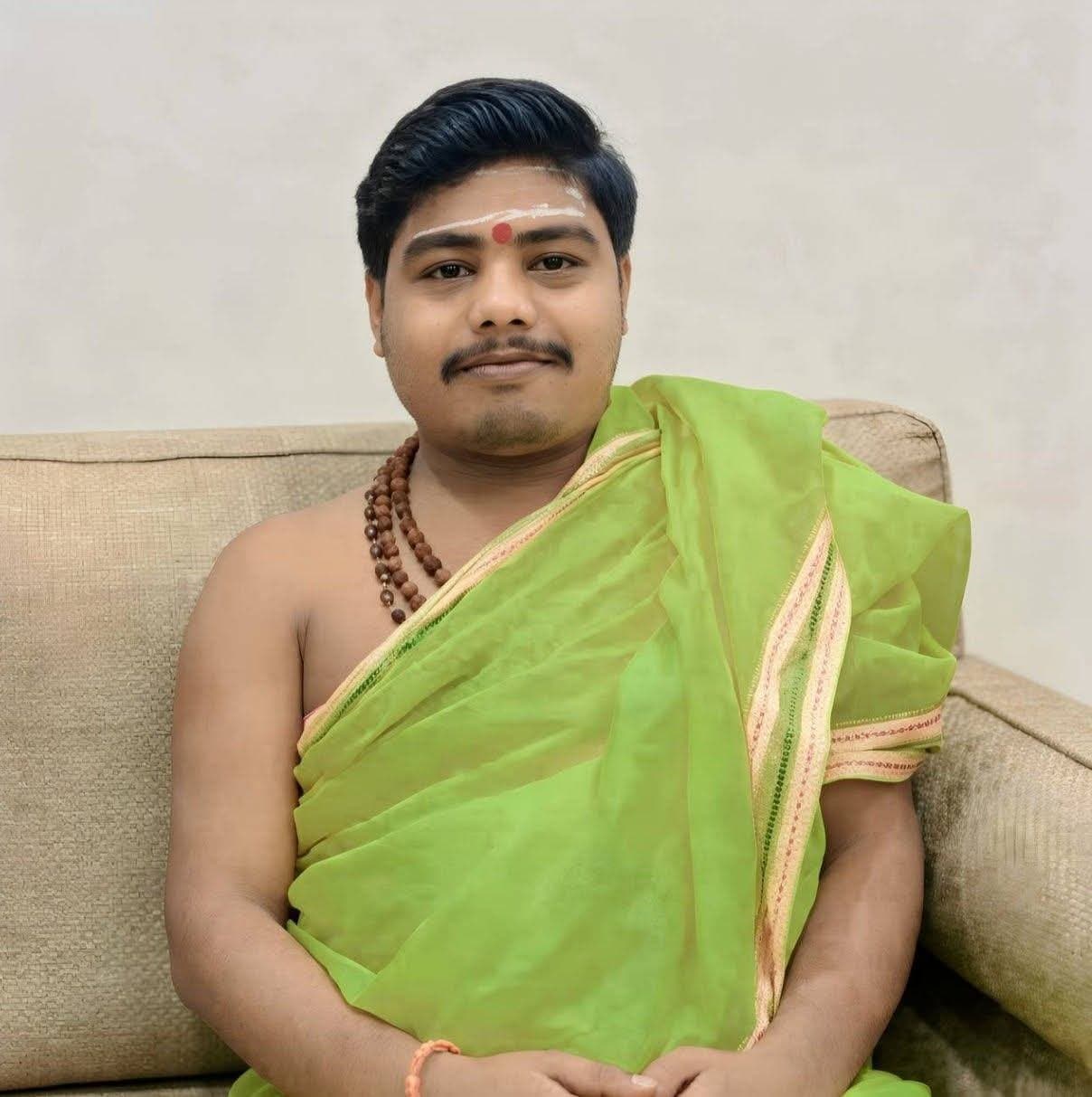 Astrologer Anuj Trivedi
